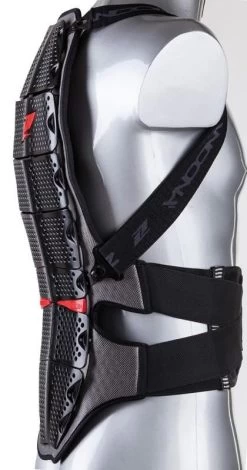 ZANDONA SHARK RÜCKENPROTEKTOR 7 SCHUPPEN -Macna Store zandona shark rueckenprotektor 7 schuppen schwarz xs 706006swxs 3 1