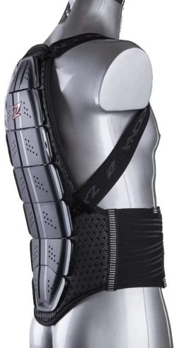ZANDONA SHIELD Evo RÜCKENPROTEKTOR 8 SCHUPPEN -Macna Store zandona shield evo rueckenprotektor 8 sch schwarz xxl 706012swxxl 5 2